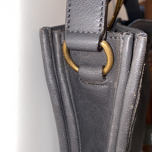 YSL Ligne Gray Yves St Laurent Shoulder Bag Card Compartments Brass-Tone Y Purse - Picture 7 of 11